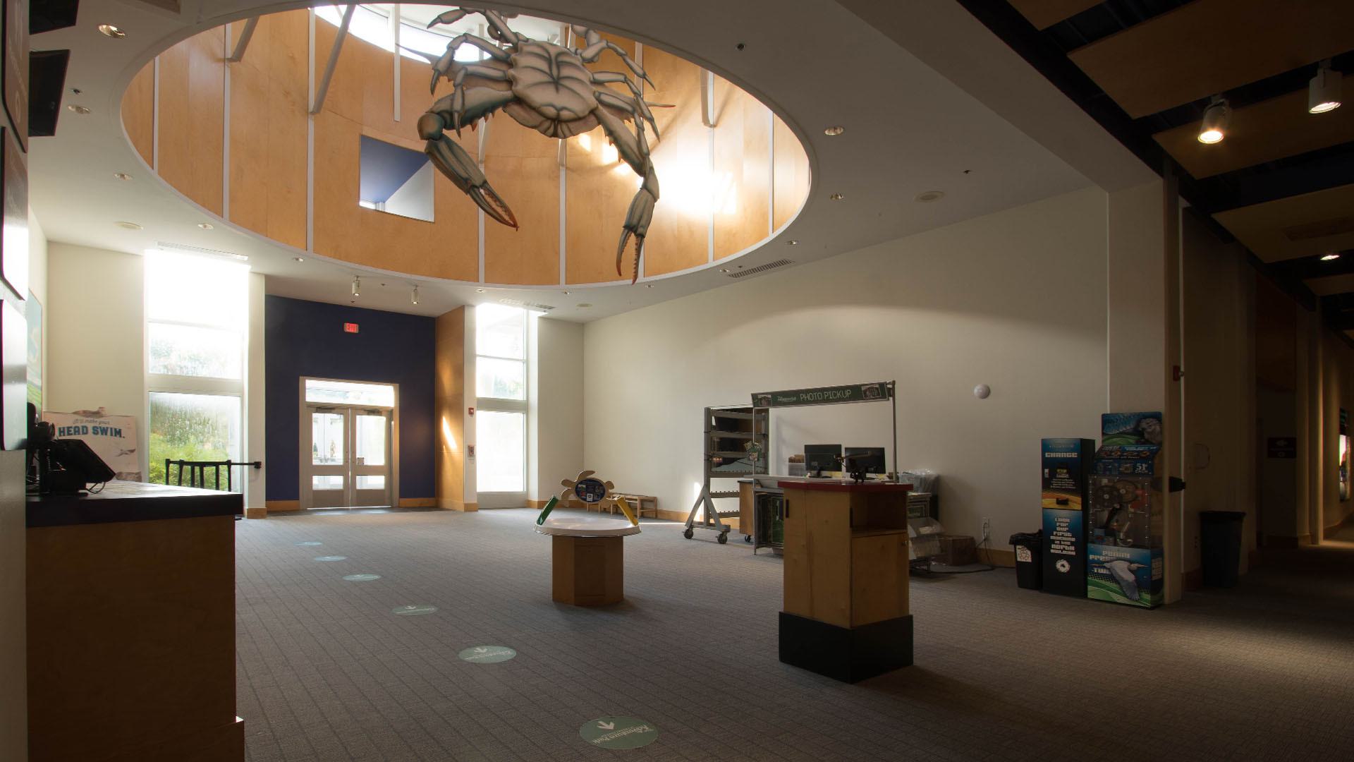 Marsh Pavillion lobby before renovations